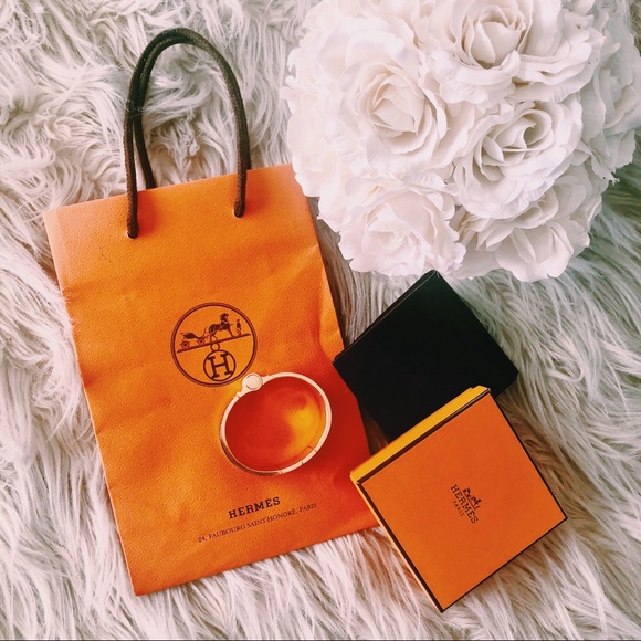 Hermès Enamel Hinged Bracelet - Picture 2 of 5